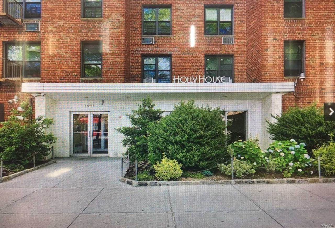 140-15 Holly Avenue - Photo 1