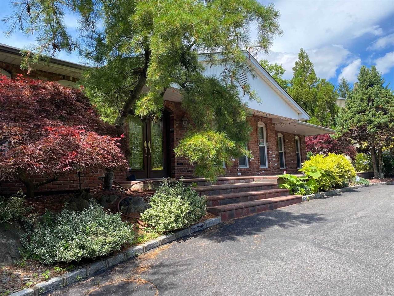 33 Lucille Lane - Photo 1