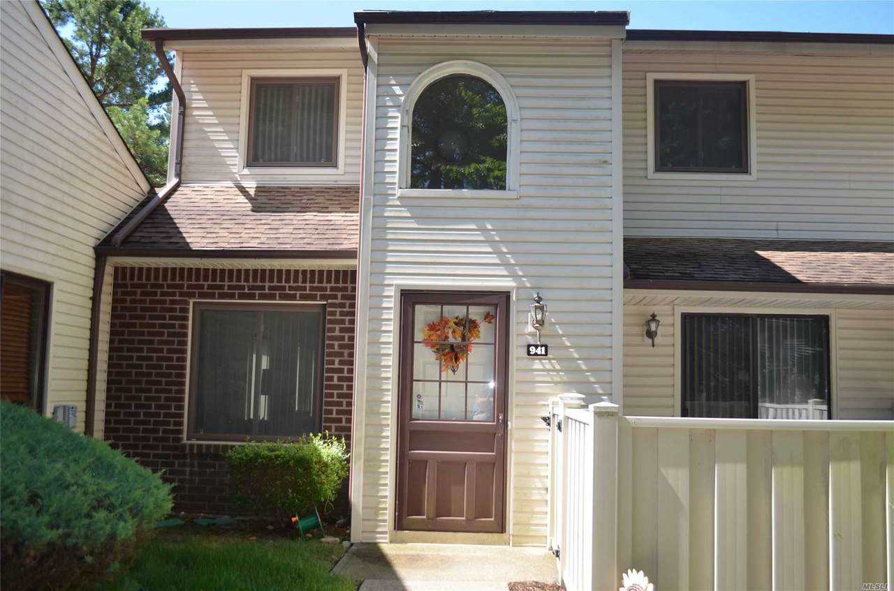 941 Skyline Drive - Photo 1