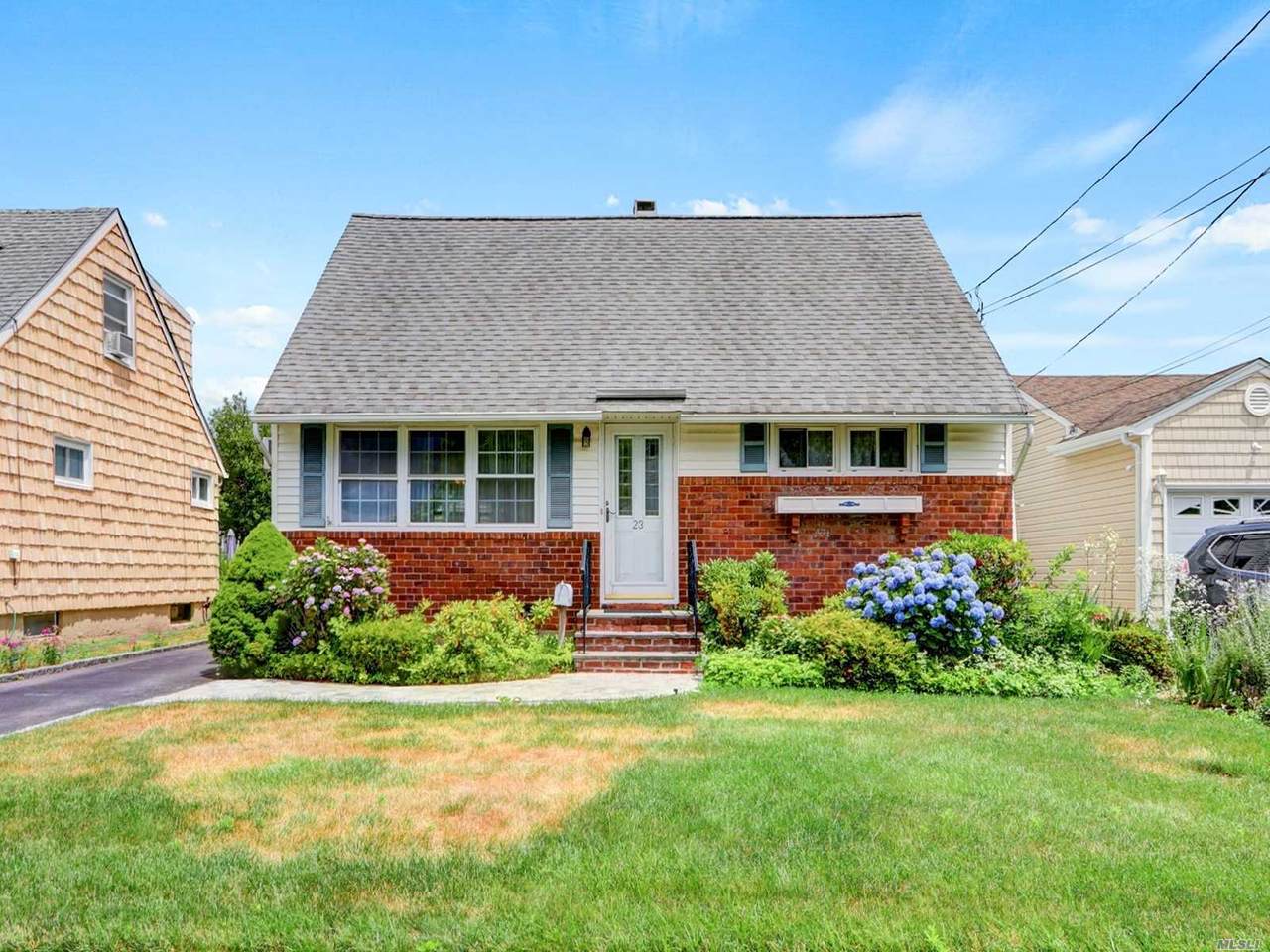 23 Cedar Street - Photo 1