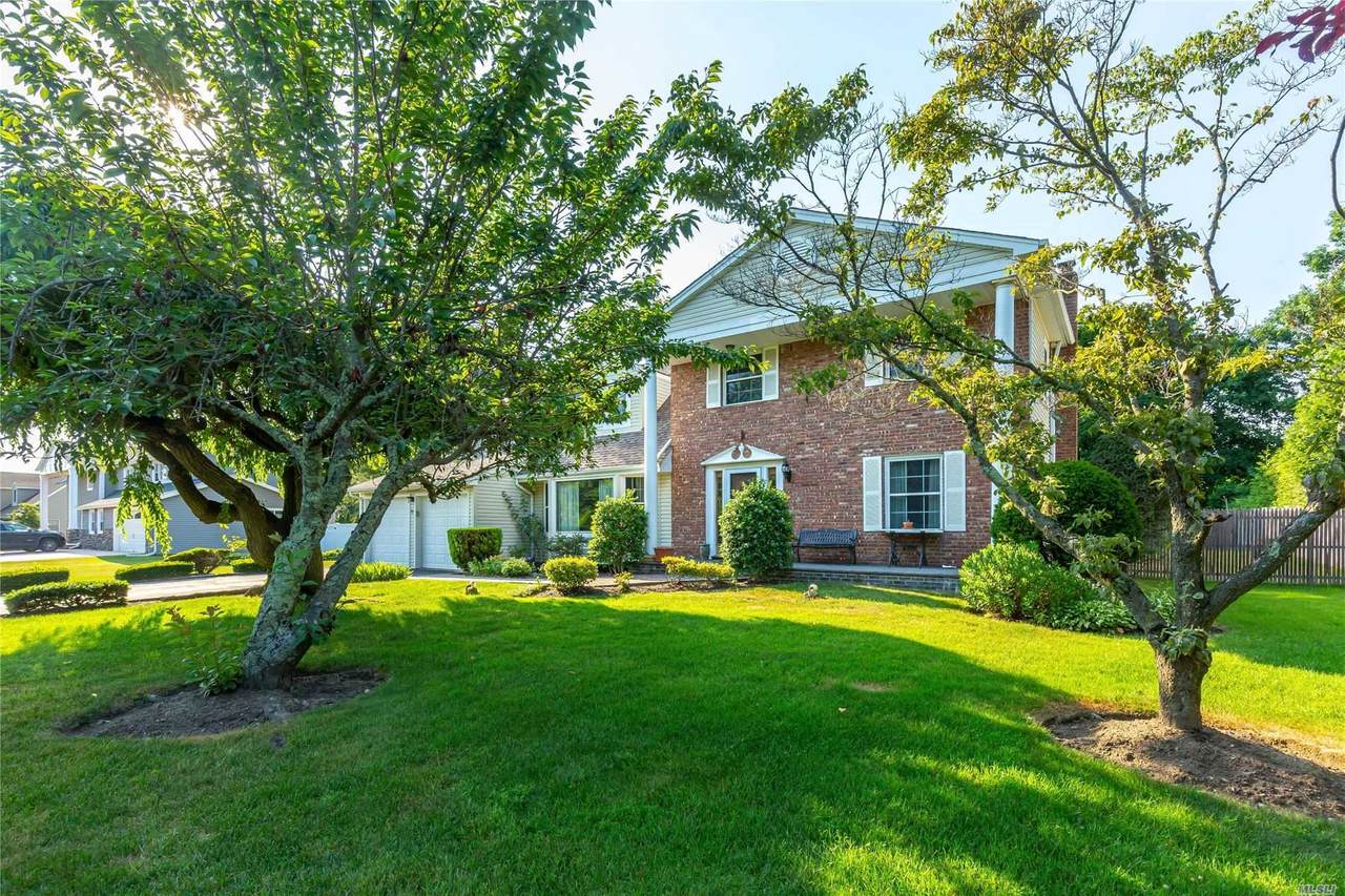 31 Victor Lane - Photo 1