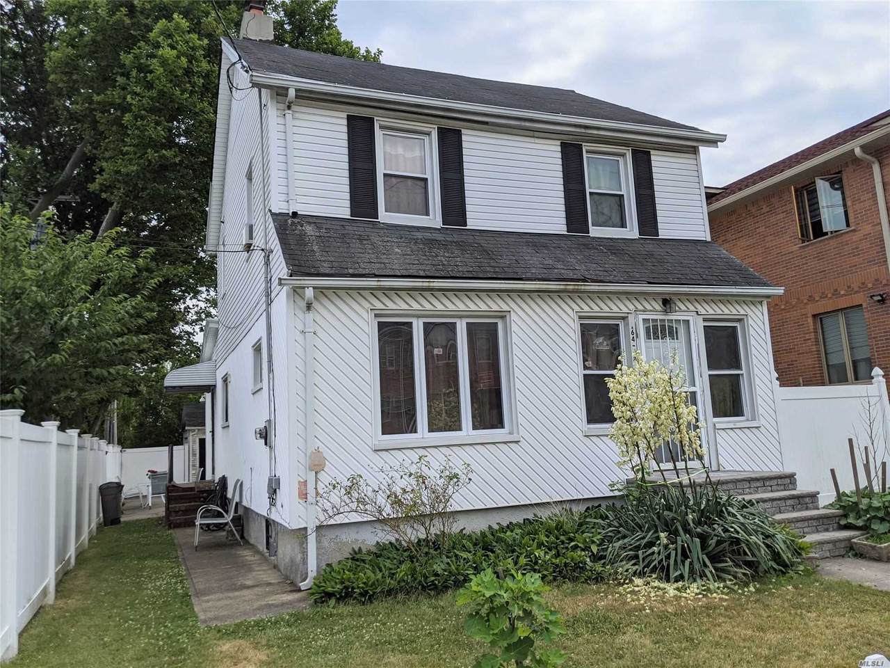 164-18 71 Avenue - Photo 1