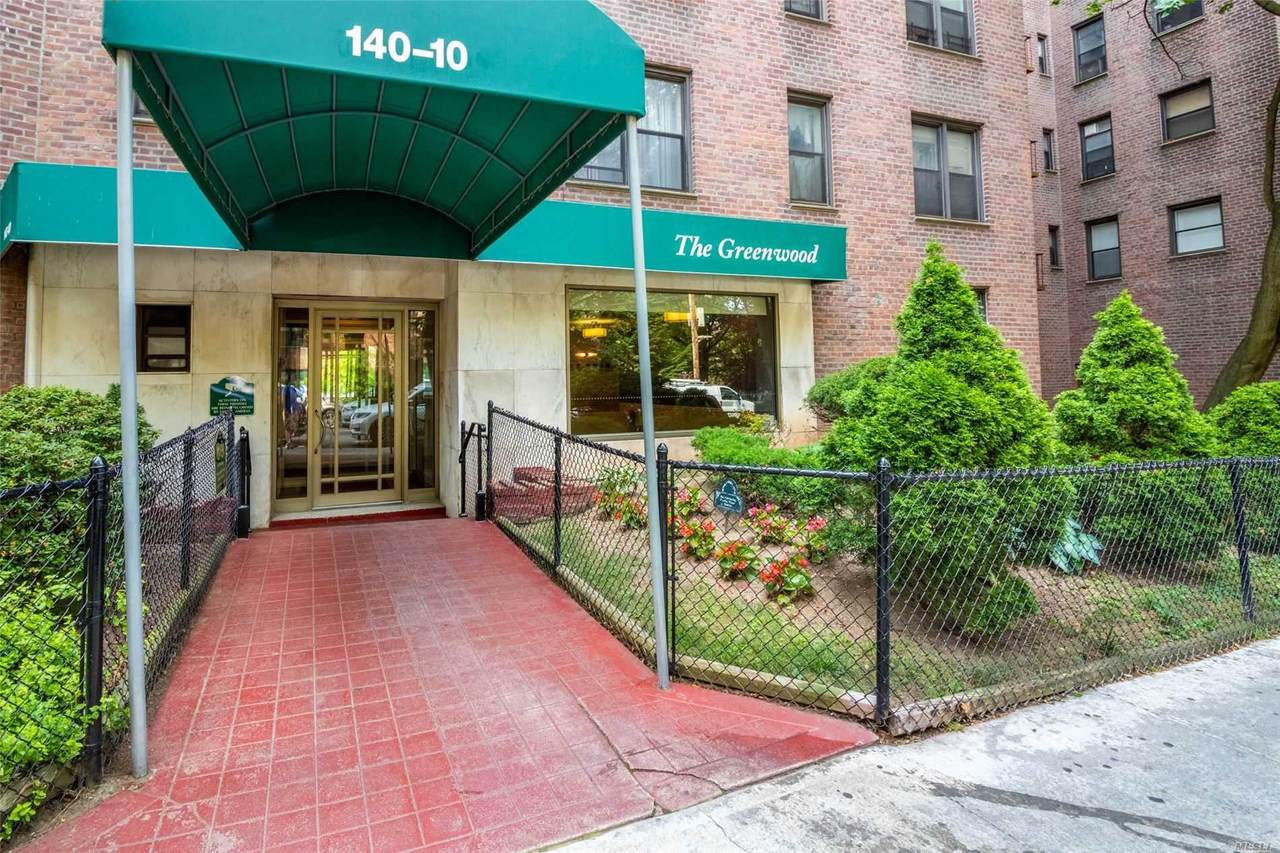 140-10 84 Drive - Photo 1