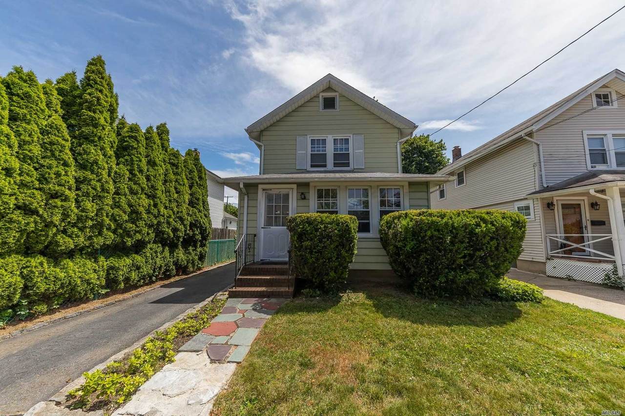 148 Bayview Avenue - Photo 1
