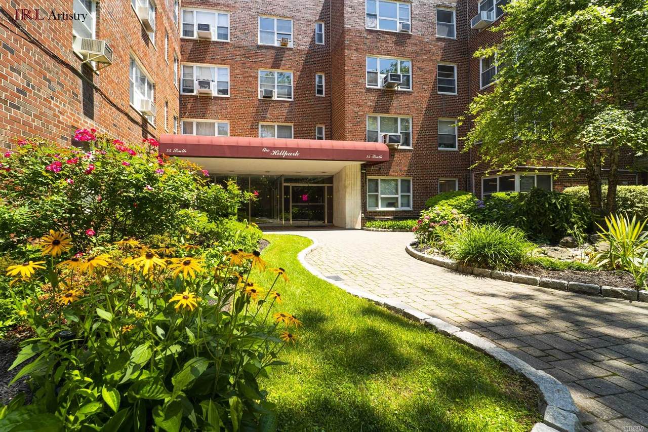 75 S Middleneck Road - Photo 1