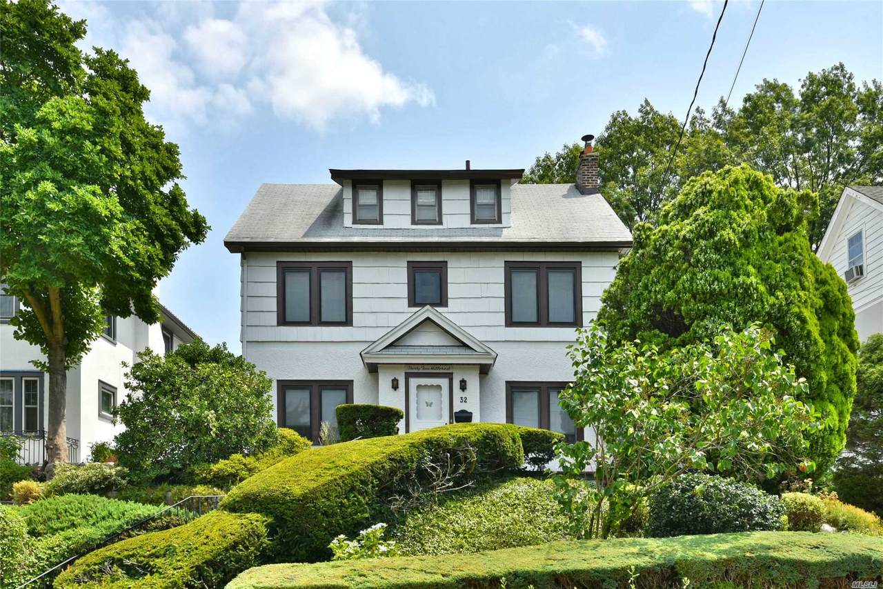 32 Hillcrest Avenue - Photo 1