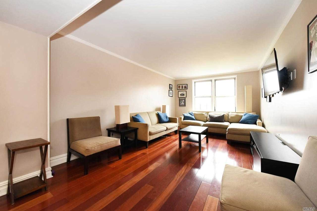 3324 93rd Street - Photo 1