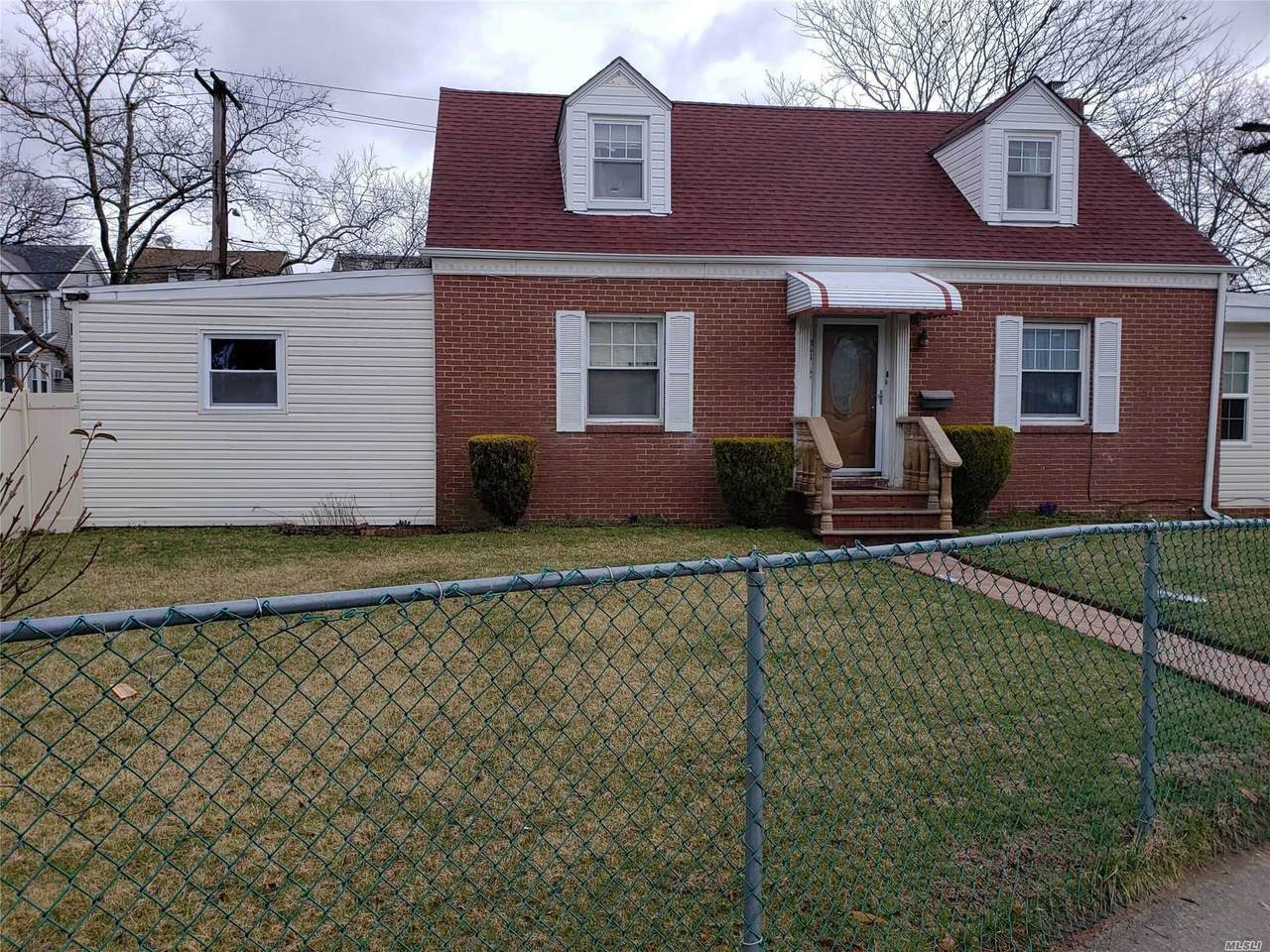 245-37 147th Avenue - Photo 1