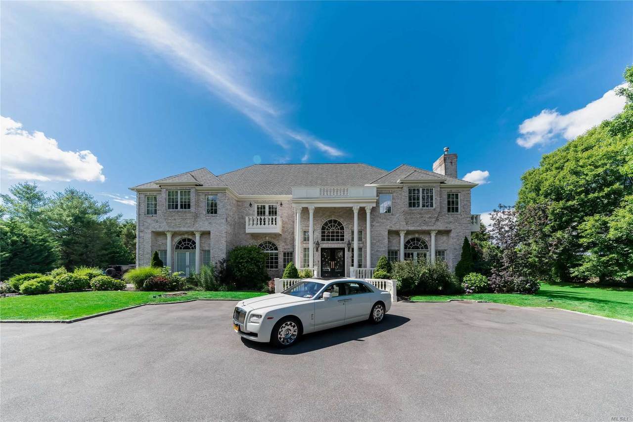 7 Hickory Drive - Photo 1