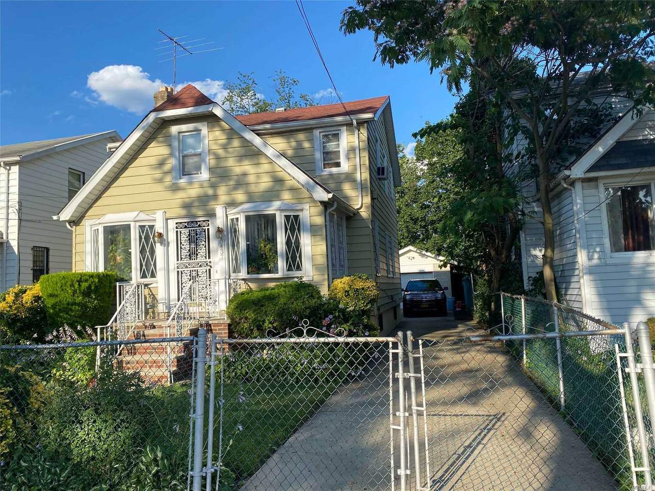 104-37 214 Street - Photo 1