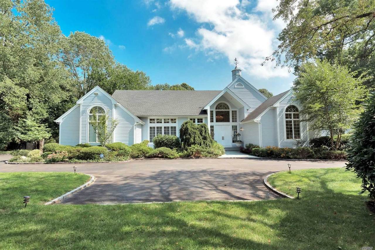 6 Winchester Drive - Photo 1