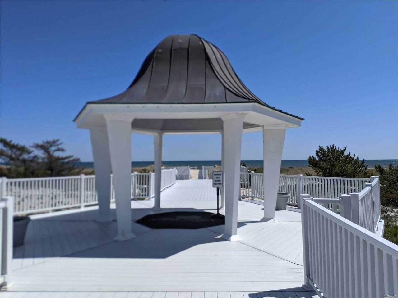 231 Dune Road - Photo 1