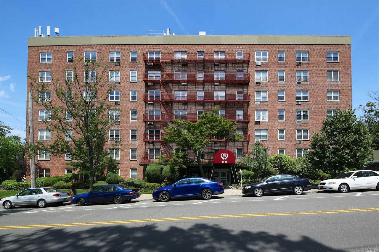 47-27 Little Neck Parkway - Photo 1