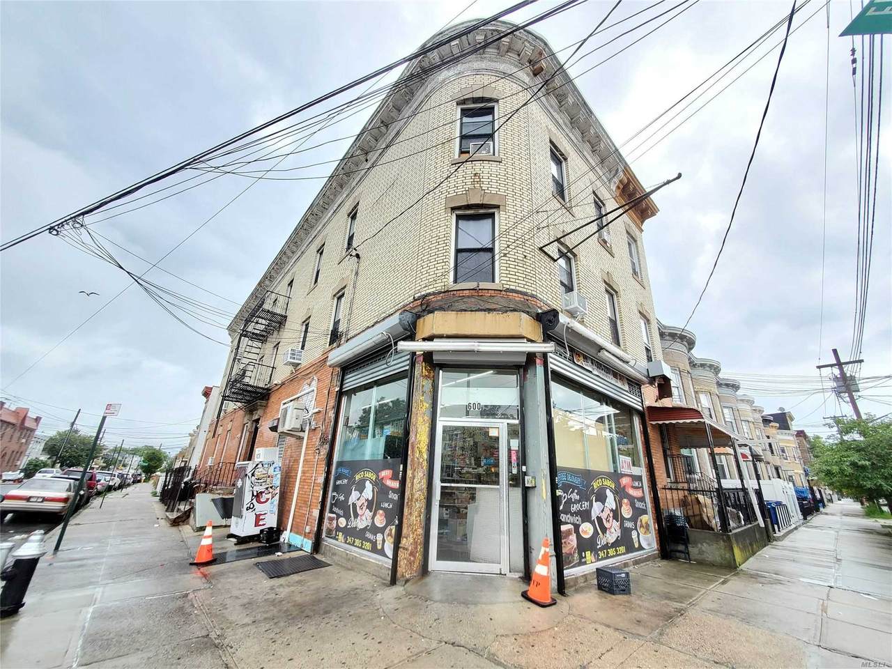 600 Ridgewood Avenue - Photo 1