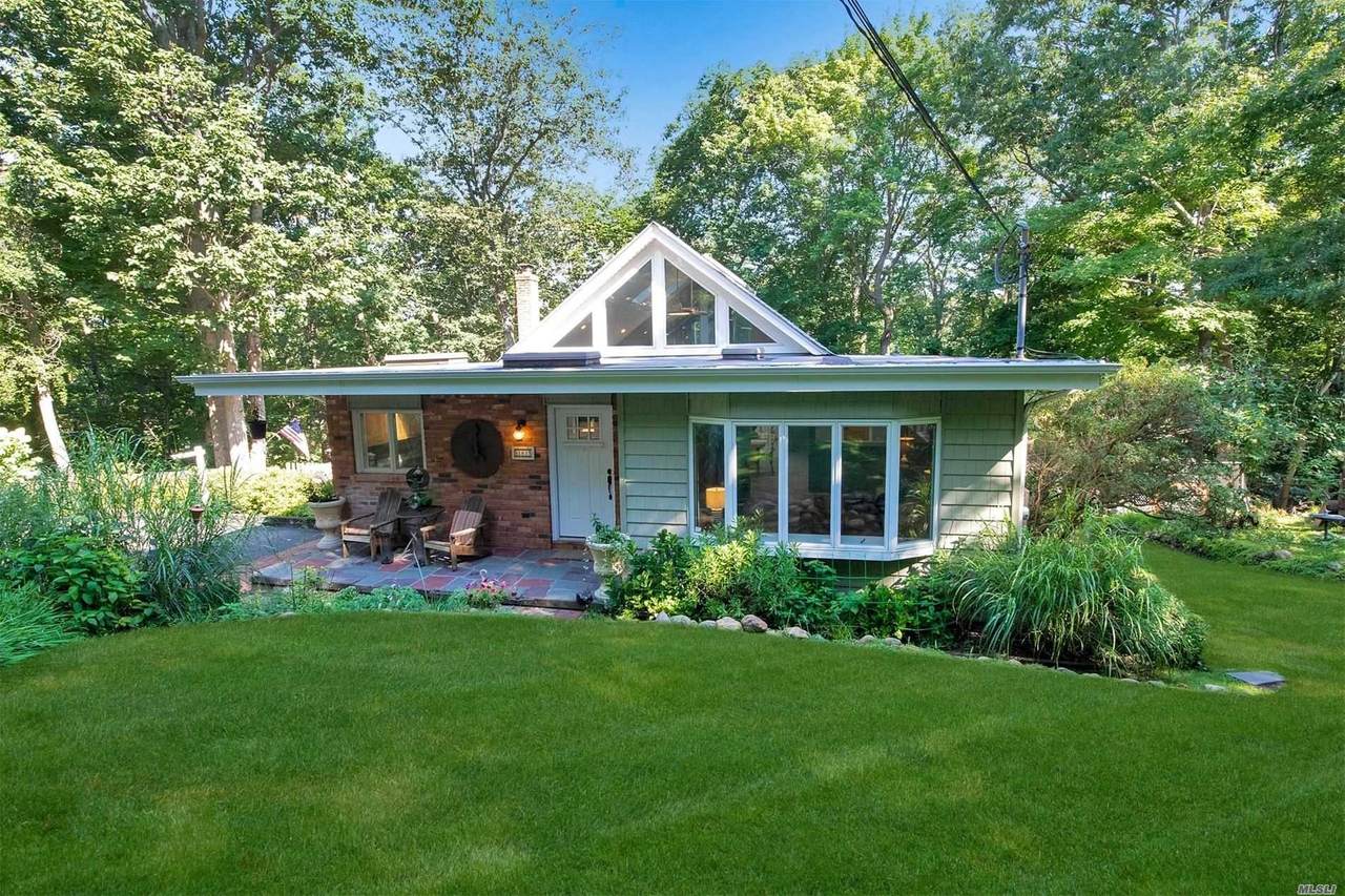 161 Overlook Drive - Photo 1
