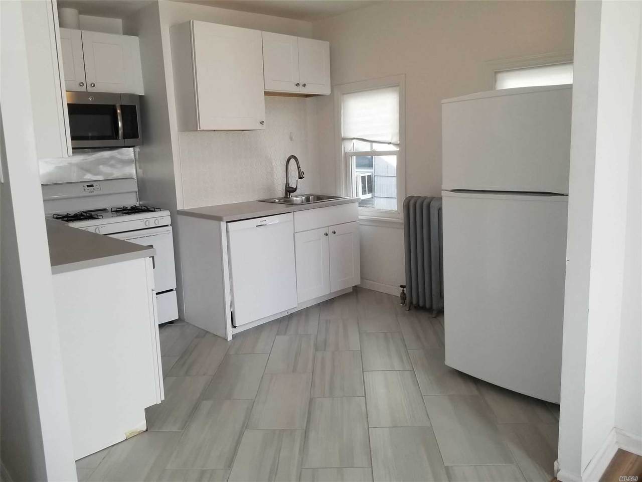 1157 46 Street - Photo 1