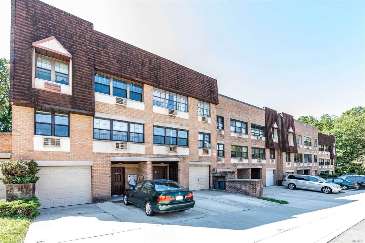 240-16 70 Avenue - Photo 1