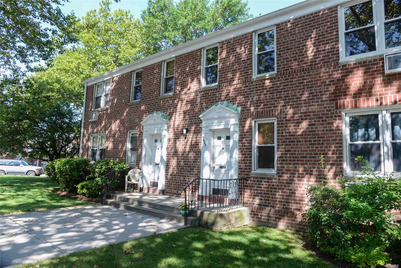 5609 Ave T - Photo 1