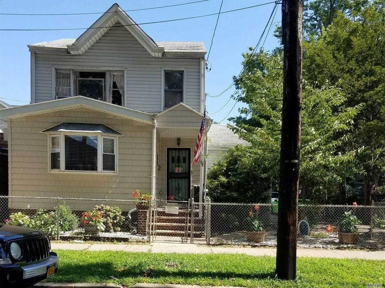 88 Conklin Avenue - Photo 1