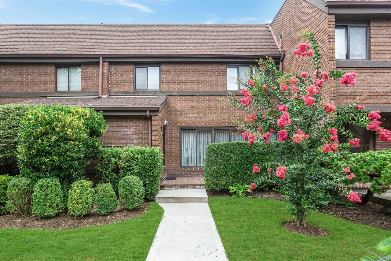 4 Squirrel Hill - Photo 1