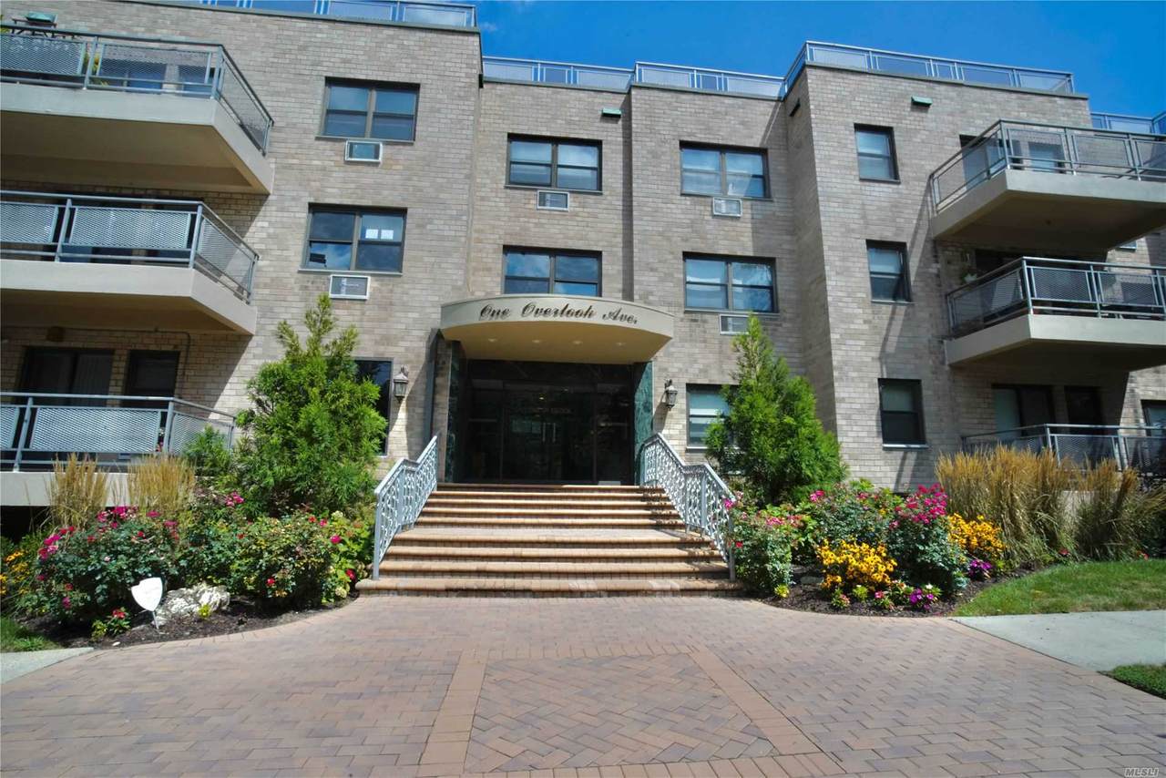 1 Overlook Avenue - Photo 1