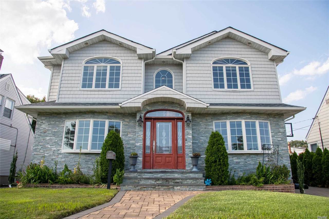 37 Daley Street - Photo 1
