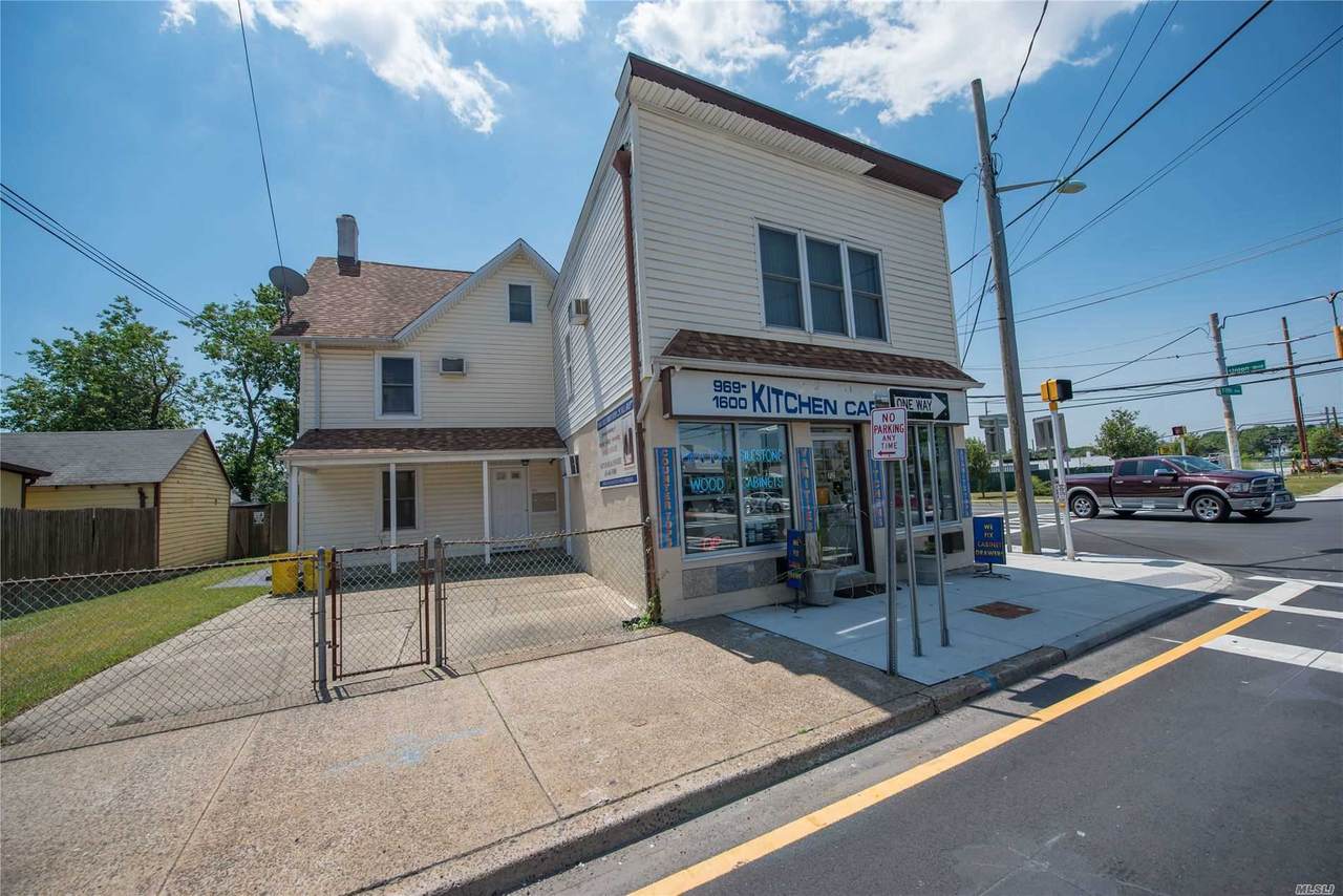 72 5th Avenue - Photo 1