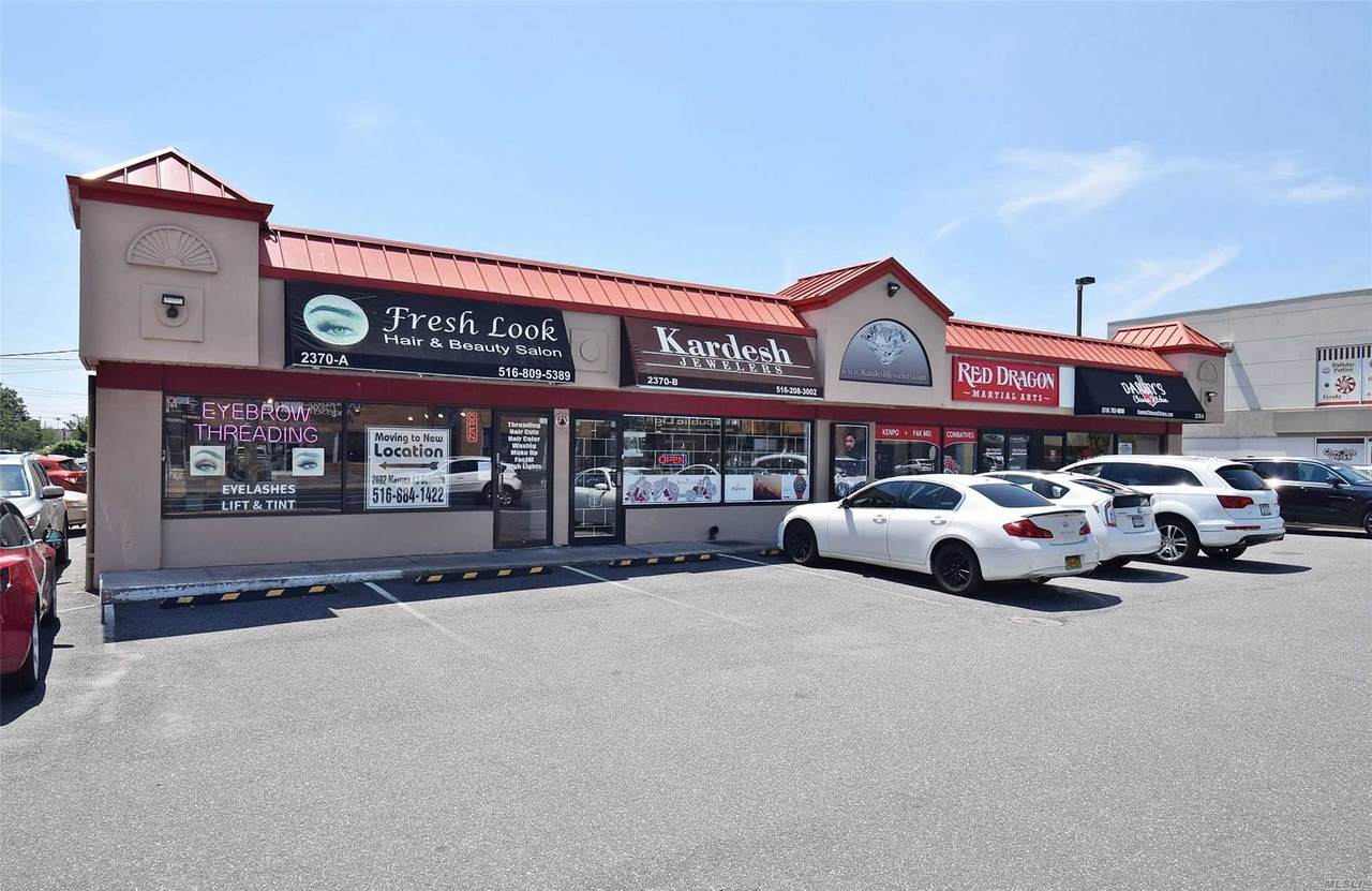 2370 Merrick Road - Photo 1