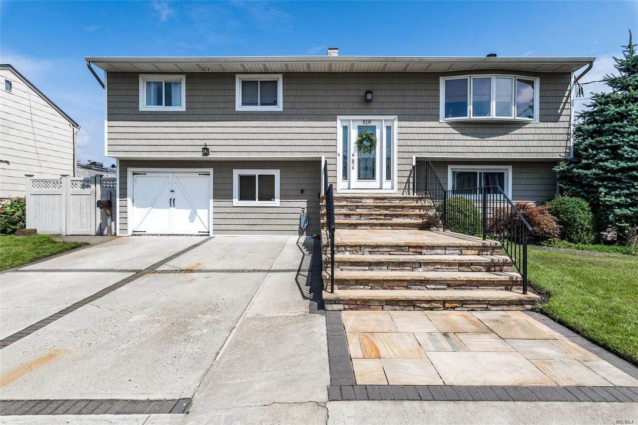 519 Nassau Avenue - Photo 1