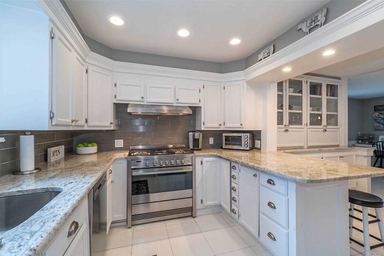 46-87 Hanford Street - Photo 1