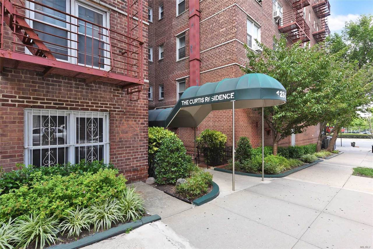 123-25 82 Avenue - Photo 1