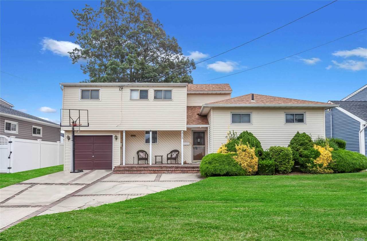 313 Broadway - Photo 1