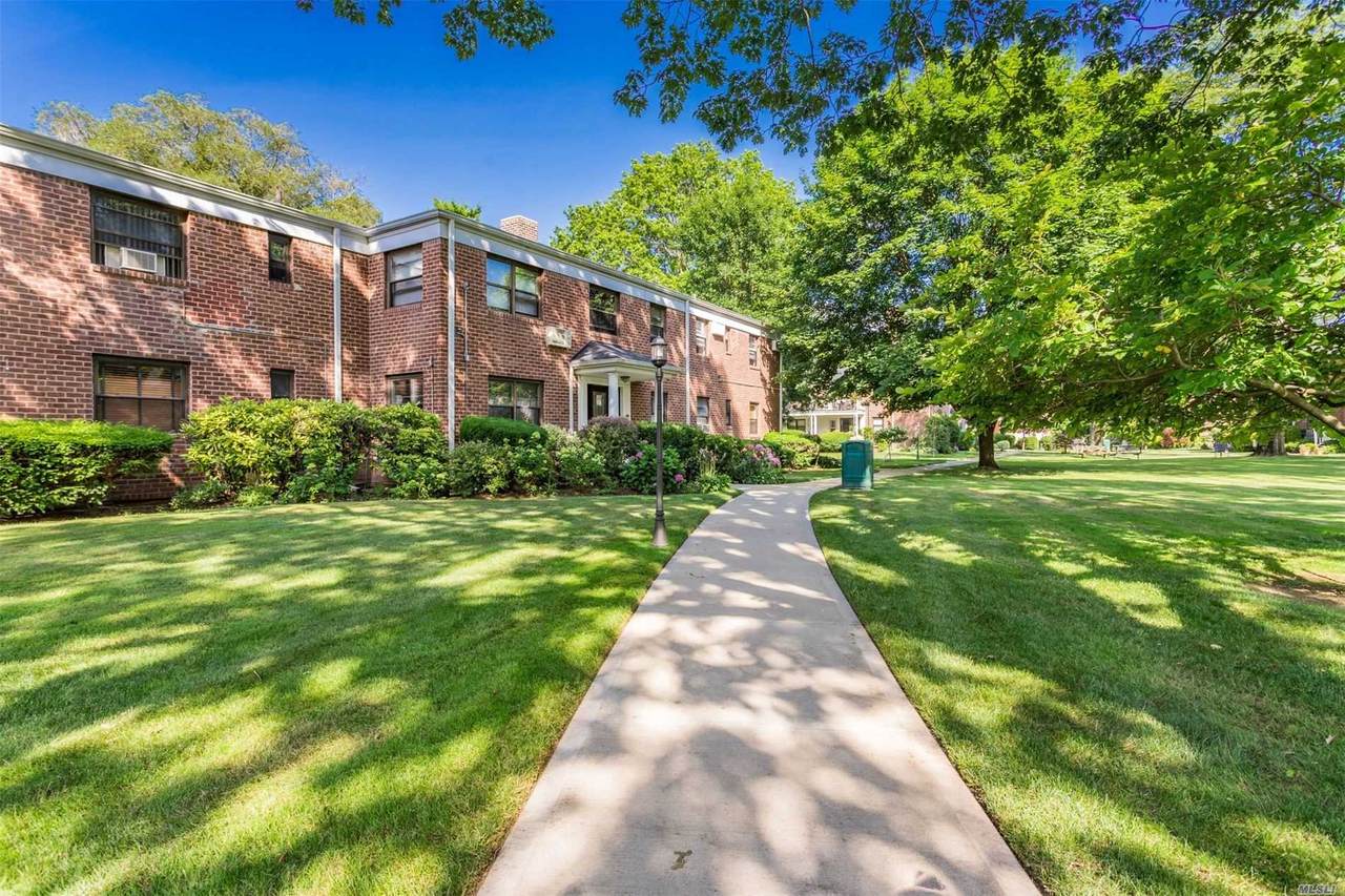 1215 Broadway - Photo 1