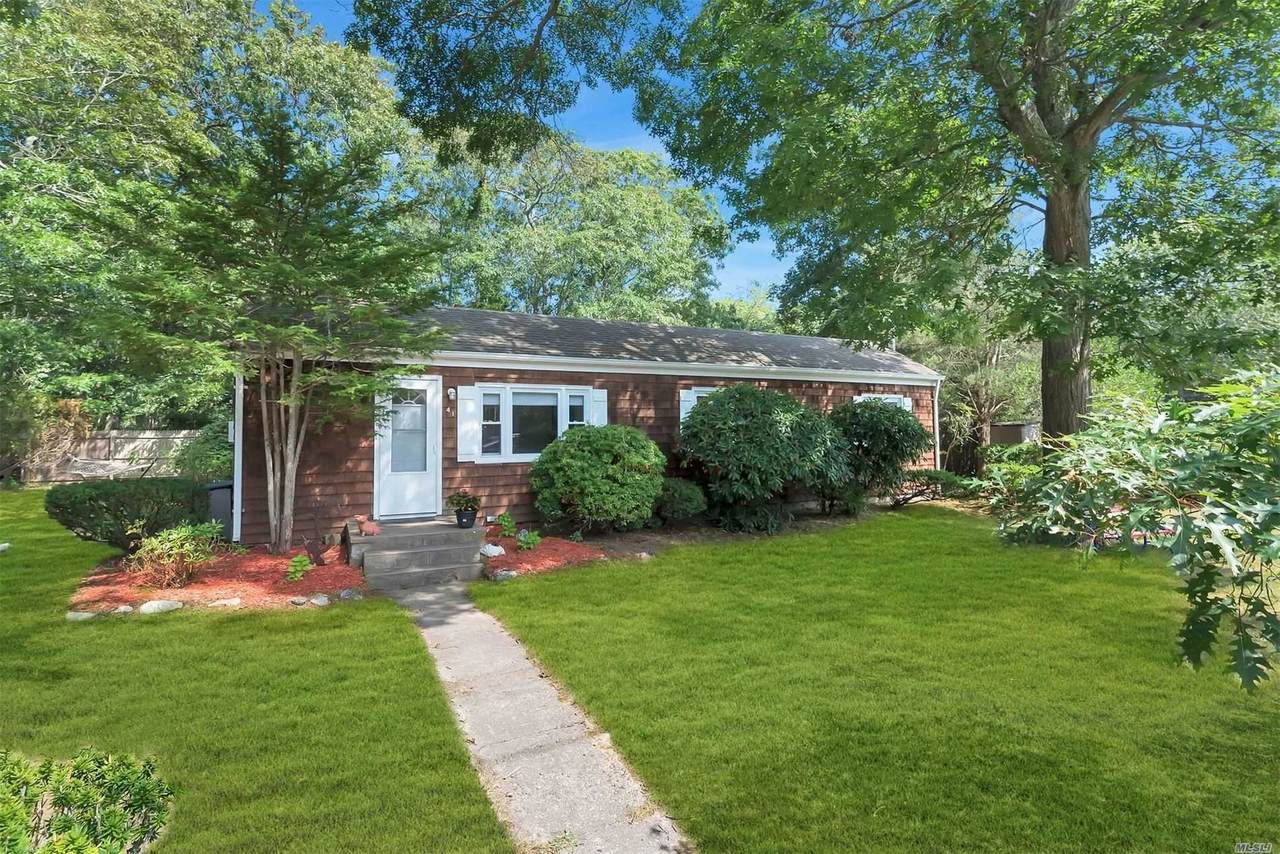 41 Foster Avenue - Photo 1