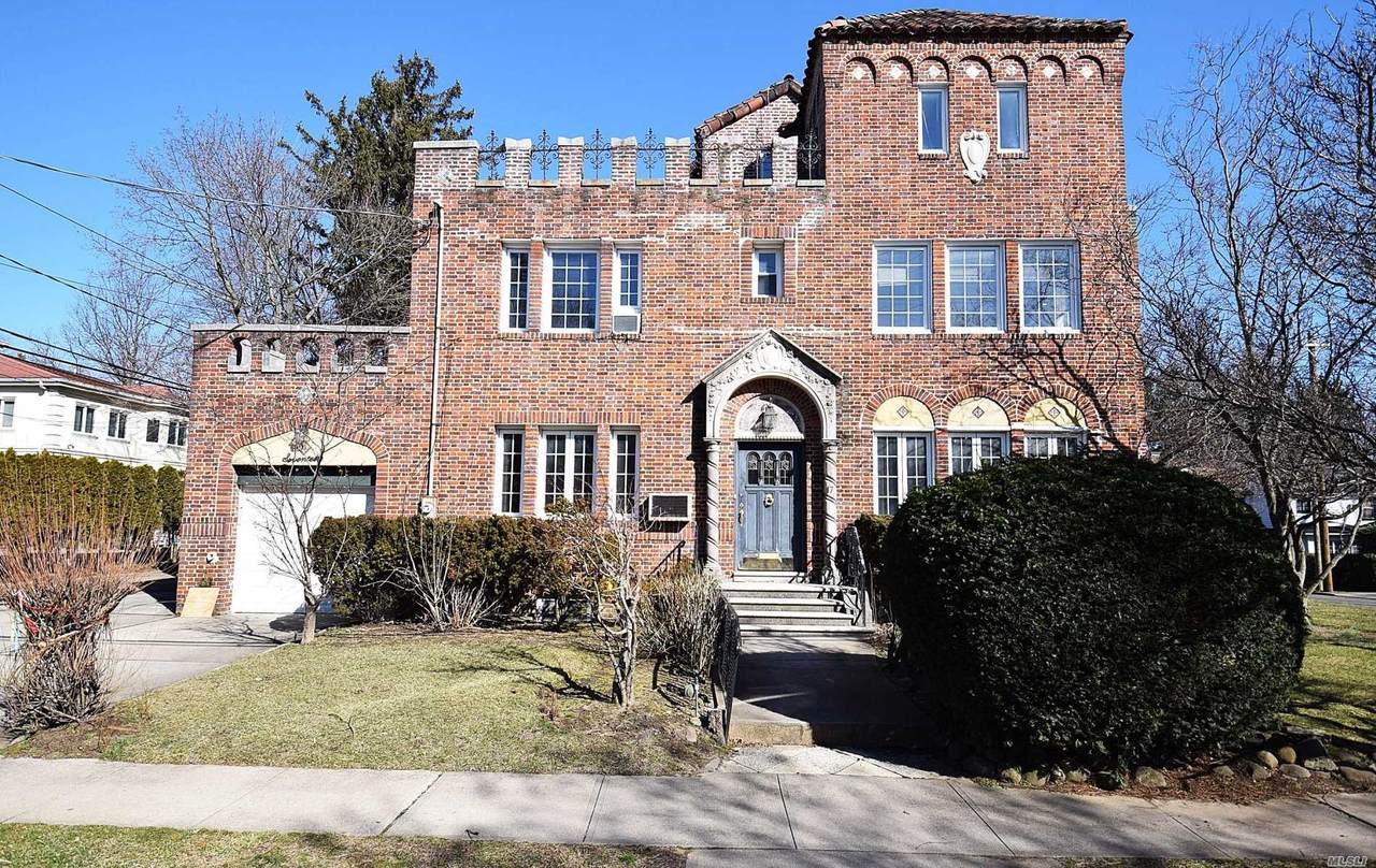 17 Hillside Avenue - Photo 1