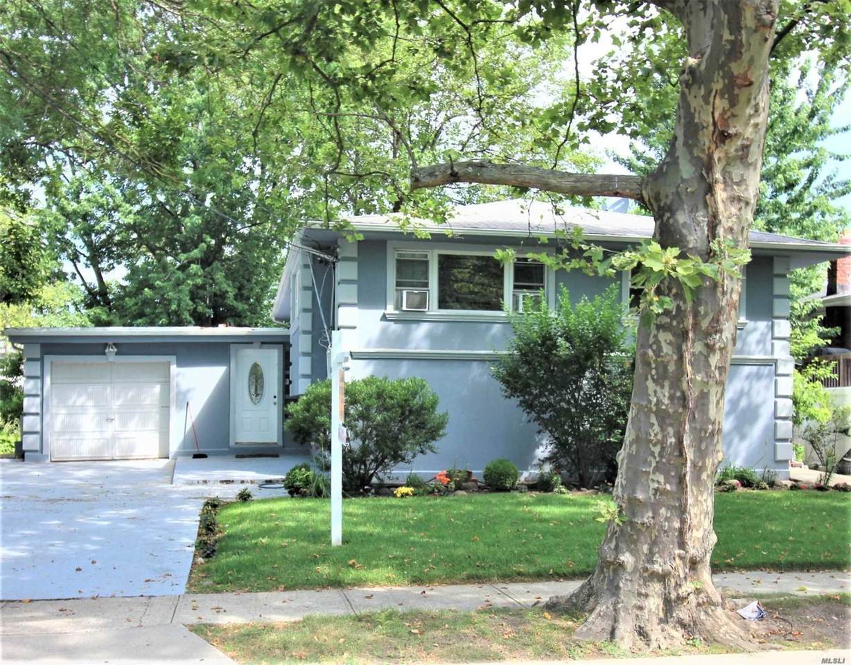 1016 Westwood Road - Photo 1