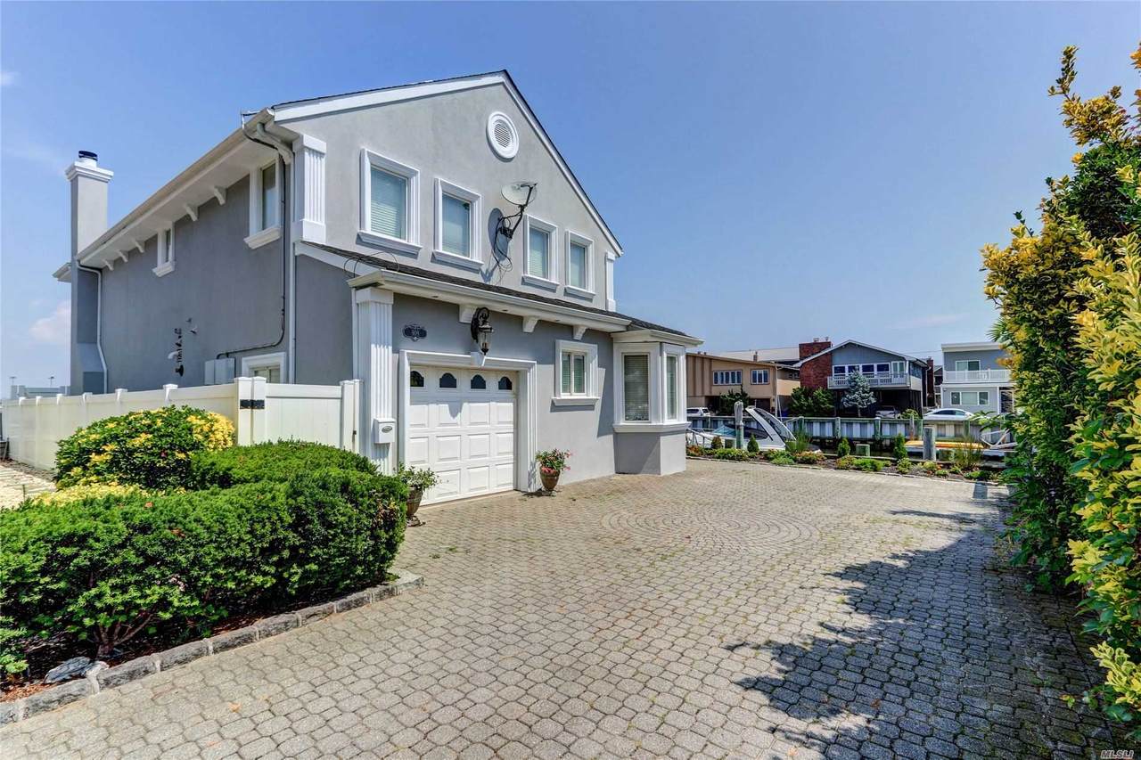 609 Bay Drive - Photo 1