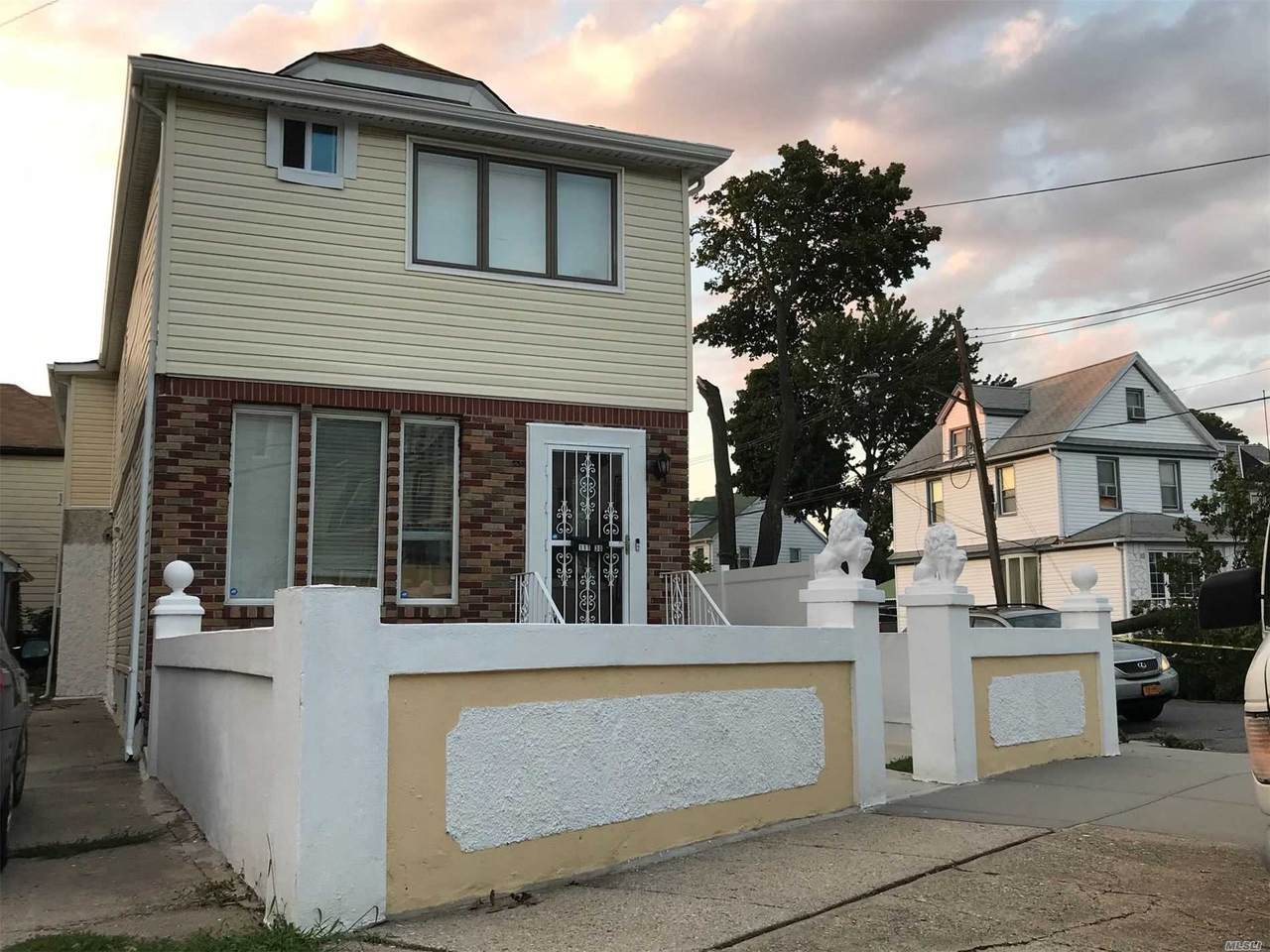 111-30 Witthoff Street - Photo 1