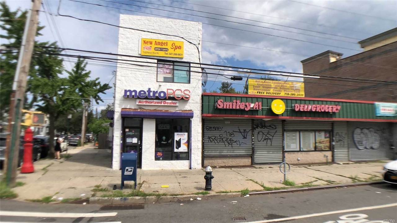 75-25 Parsons Boulevard - Photo 1