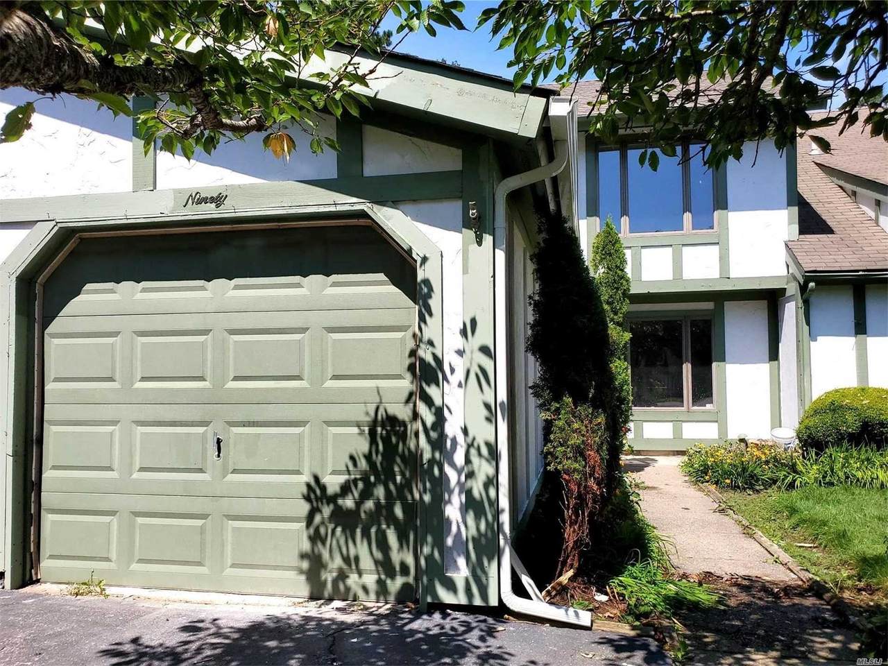 90 Drexelgate Court - Photo 1