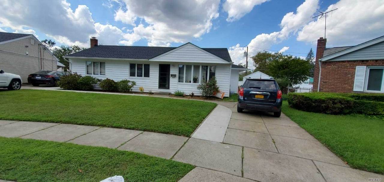 842 Fulton Street - Photo 1