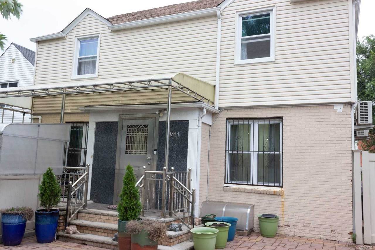 141-11 Grand Central Parkway - Photo 1