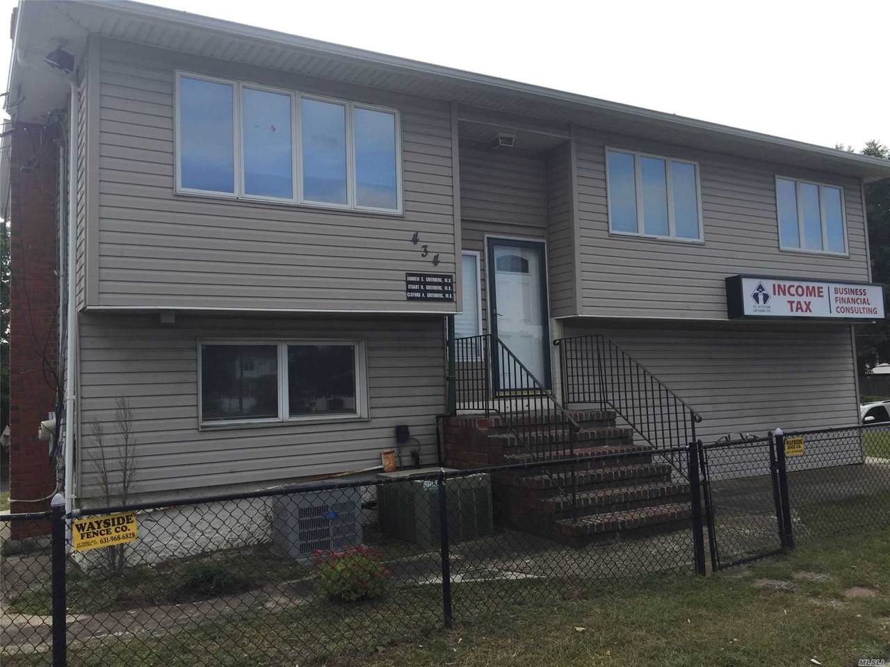 434 Sunrise Highway - Photo 1
