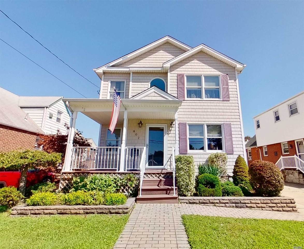 802 Fenworth - Photo 1