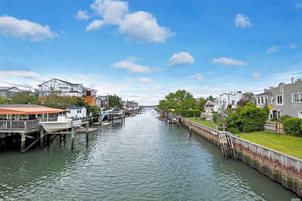 54 Clark Street - Photo 1
