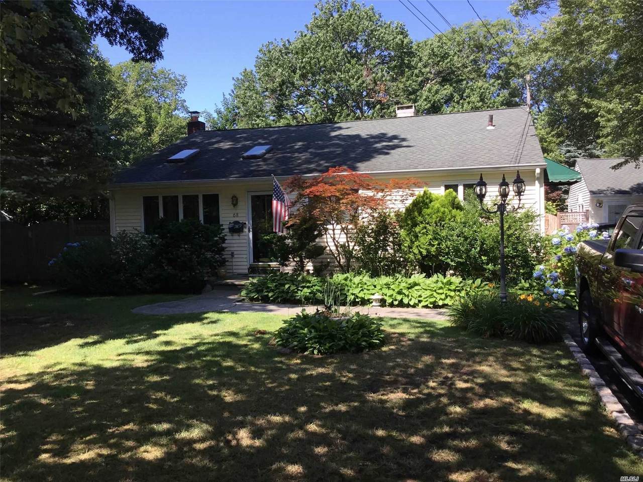 68 Lowell - Photo 1