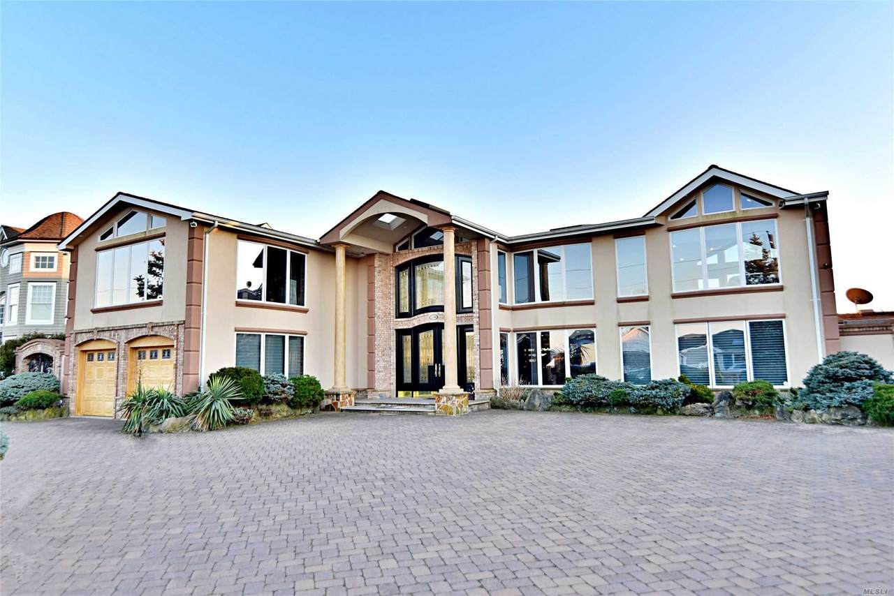 124 Lucinda Drive - Photo 1