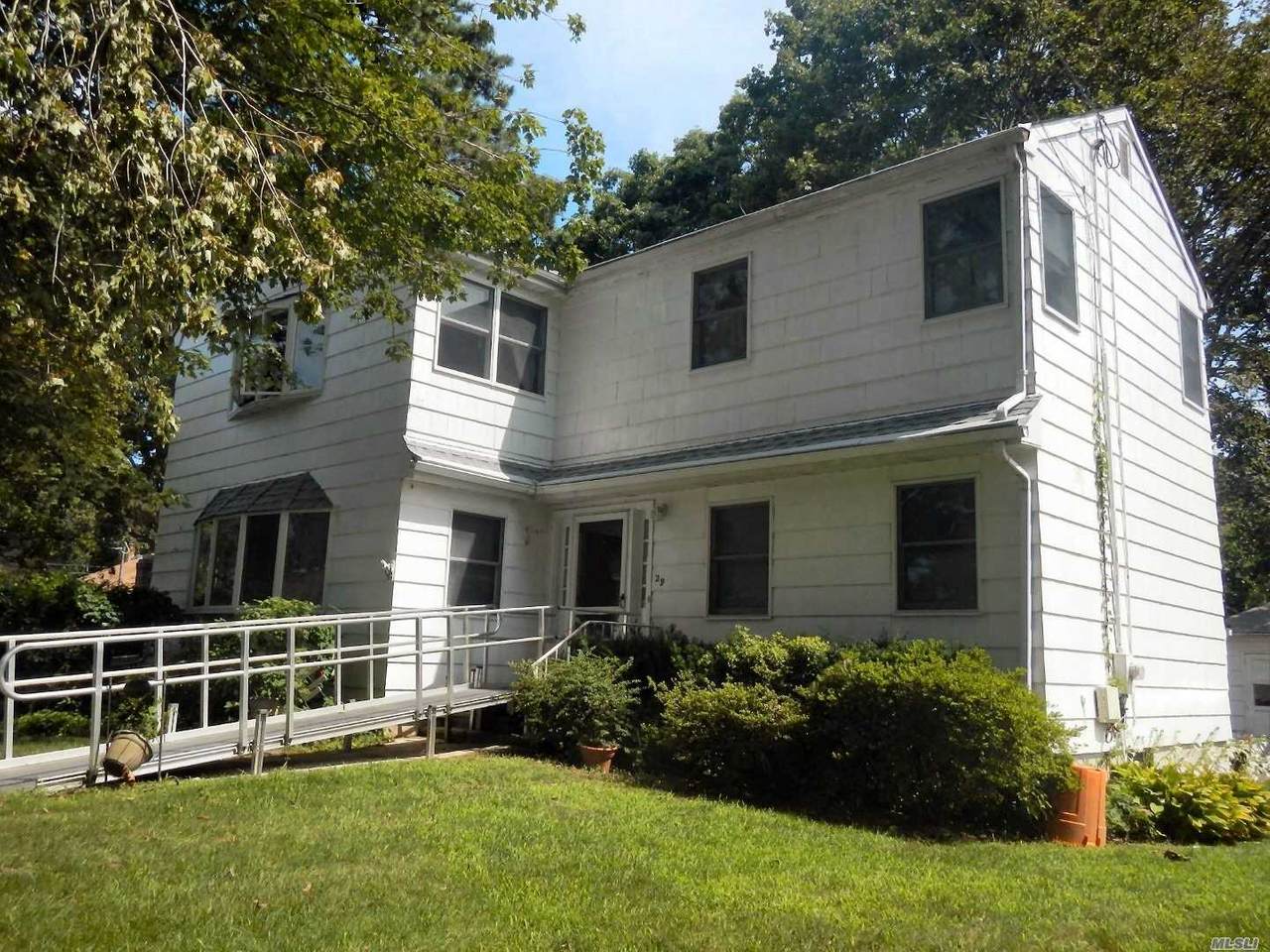 29 Lancaster Avenue - Photo 1