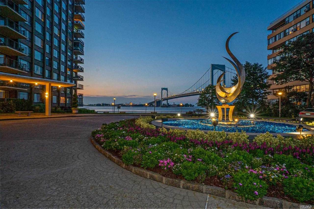 166-25 Powells Cove Boulevard - Photo 1