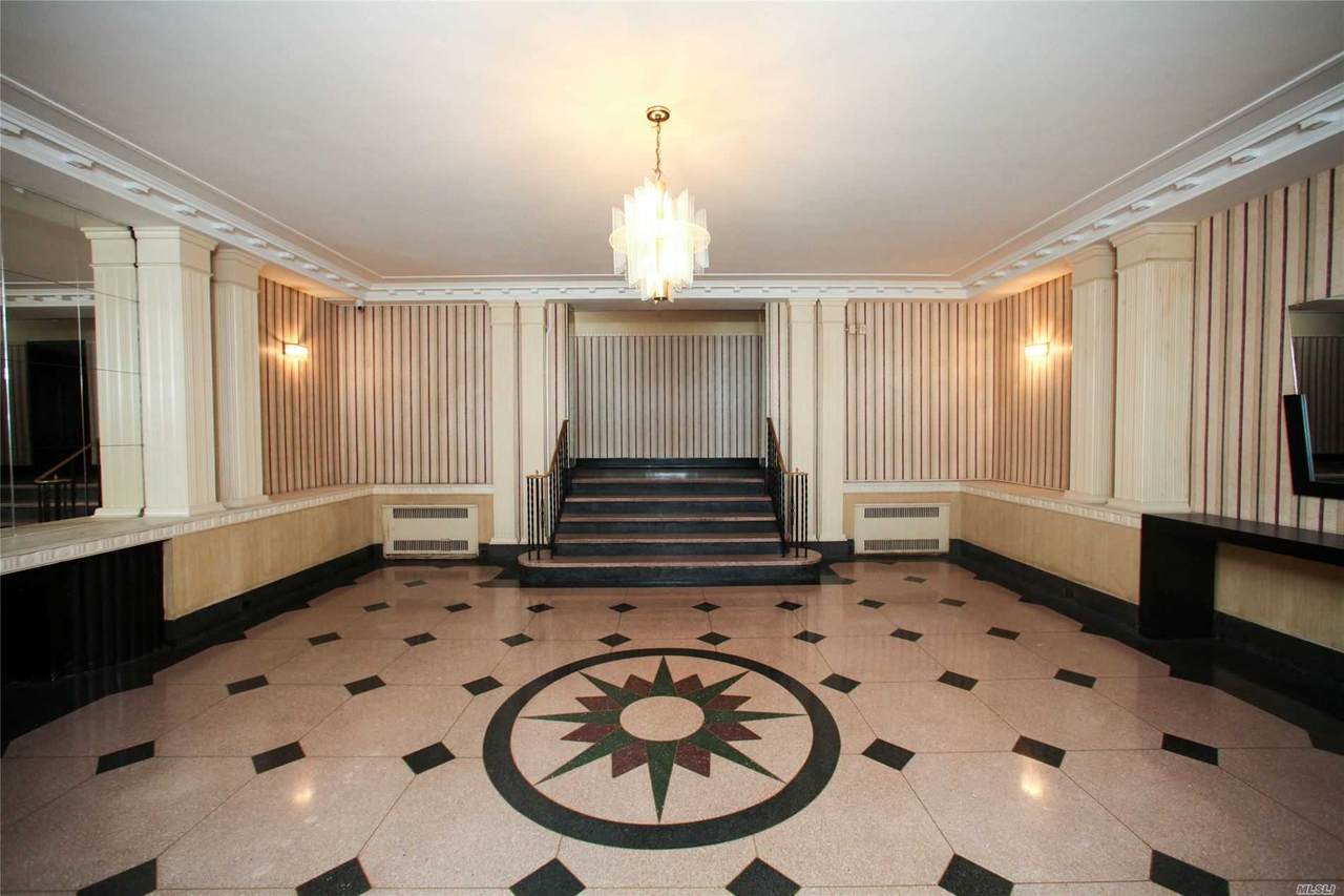 96-11 65 Road - Photo 1